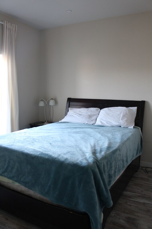 49 Lake House Ct, Sacramento, CA 95828