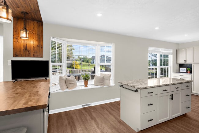 754 Mulligan Ln, Westminster, MD 21158 - photo 6