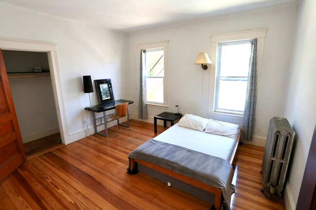 124 Forest St unit 2, Melrose, MA 02176 - photo 5