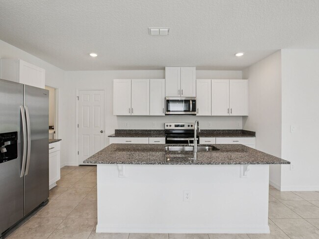 3904 Giorgio Dr, Winter Haven, FL 33884 - photo 6