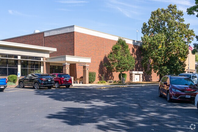 Genoa-Kingston Middle School offers extracurricular activities.