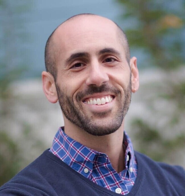 Daniel Yadegar