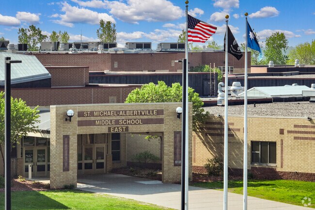 St. Michael-Albertville Middle School East is ranked best public middle school in Wright County.