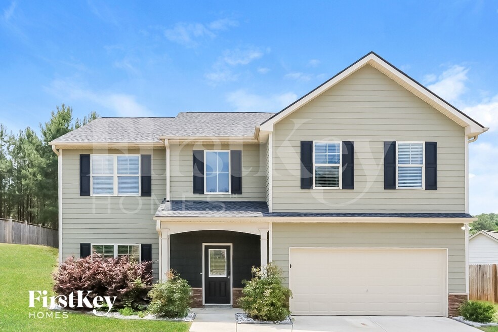 382 Stable View Loop, Dallas, GA 30132 - photo 1