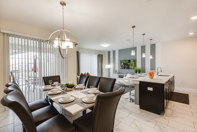 4833 Romeo Cir unit ID1280845P, Kissimmee, FL 34746 - photo 2