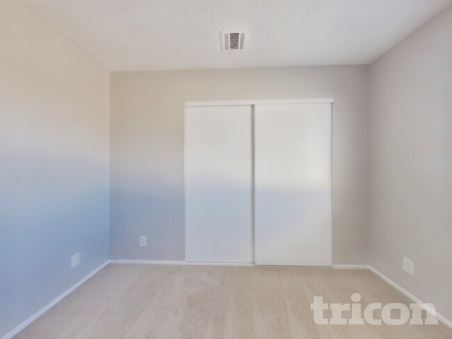 37243 55th St E, Palmdale, CA 93552 - photo 7