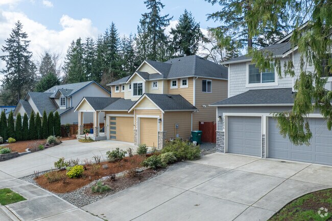 Prices for homes in the Scriber Lake area of Lynnwood, WA can range from $550K to $875K.