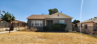 1725 Bernard St, Bakersfield, CA 93305