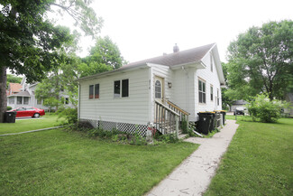 210 Cross St Unit Upper, North Mankato, MN 56003