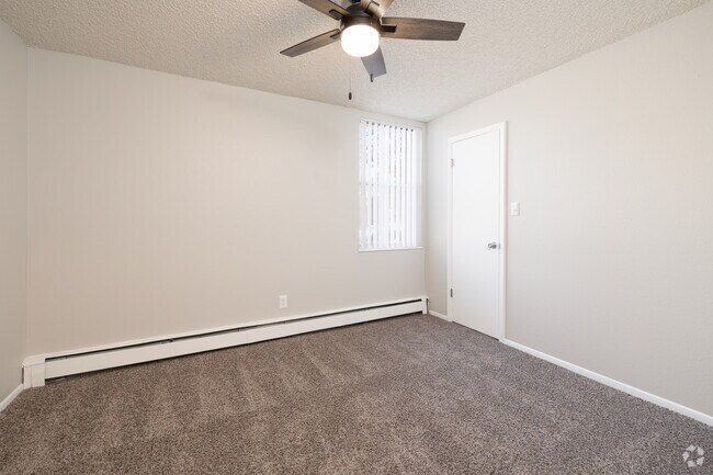 Spring Creek, Colorado Springs, CO 80907 - photo 3