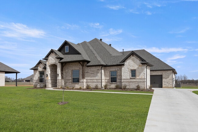6013 Valley View Dr, Joshua, TX 76058 - photo 2