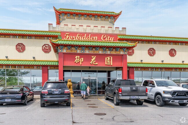 Forbidden City’s buffet features classic Chinese dishes near Hamilton Place.