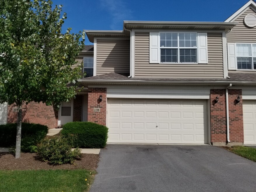 1196 Megan Ct, Elgin, IL 60120 - photo 1