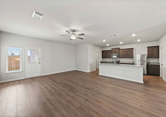 905 Cottonwood Ave unit 38553228, Hutchins, TX 75141 - photo 4