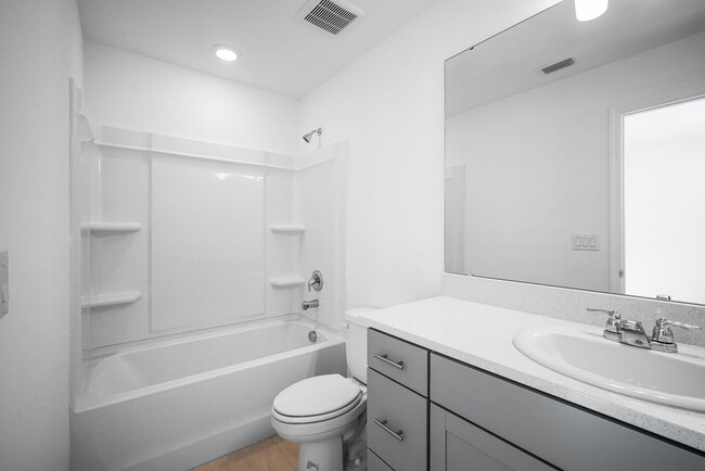 8684 Daybreak St, Sarasota, FL 34241 - photo 5