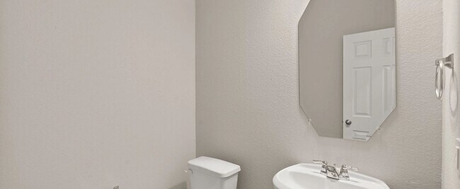 14827 Mission Ave, Mont Belvieu, TX 77523 - photo 4