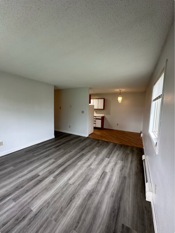 1518 1st St E unit 207, Thief River Falls, MN 56701 - photo 4
