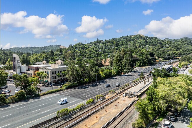 Highway 24 winds through the hills, connecting Orinda to Oakland and Walnut Creek.
