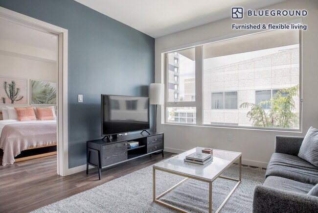 2435 S Sepulveda Blvd unit FL6-ID1046, Los Angeles, CA 90064 - photo 3