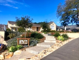 880 Cambridge Dr, Goleta, CA 93111
