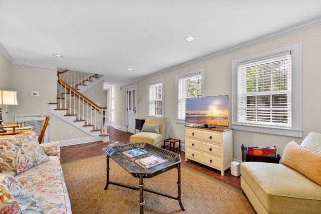 69 Anson St, Charleston, SC 29401 - photo 2