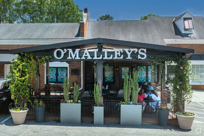 O'Malley's Tavern is where the Brookhaven locals meet to eat and drink.