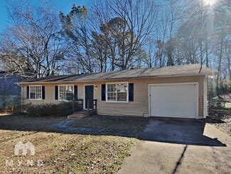 5967 Shane Cir, Pinson, AL 35126