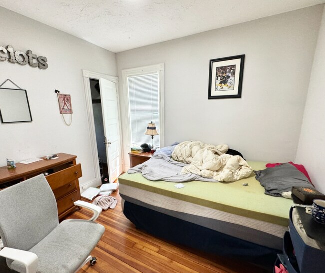 37 Sudan St unit 2, Dorchester, MA 02125 - photo 4