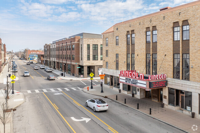 The Lincoln Theater near Mount Vernon is a historic venue known for performances and cultural events.