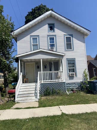 143 Ellis St Unit Lower, Fond Du Lac, WI 54935