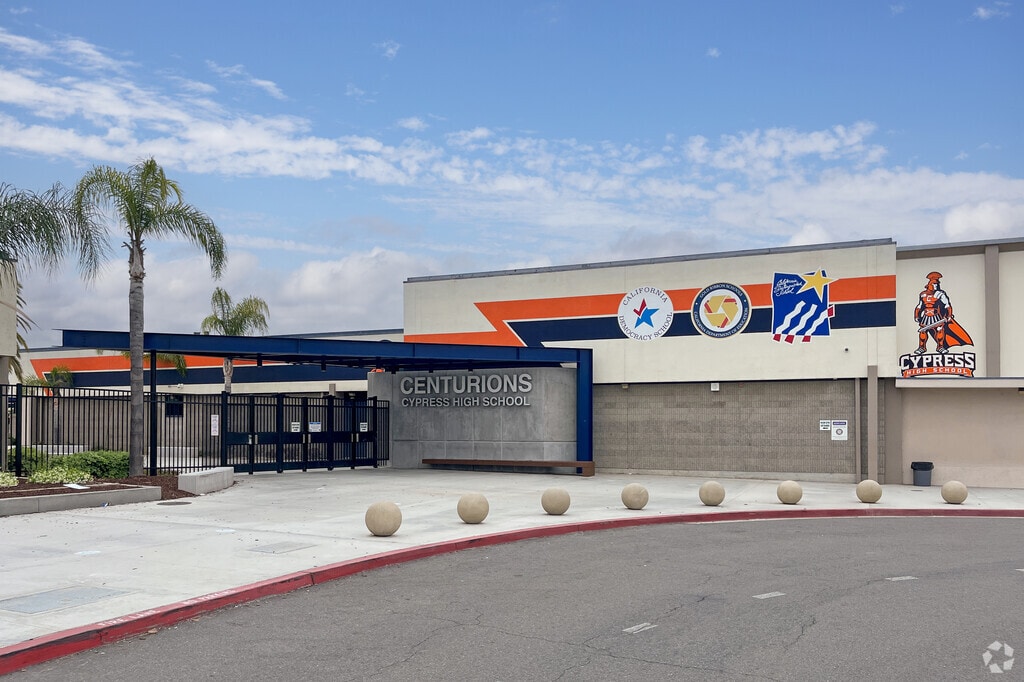 Cypress High School Rankings, Reviews & Demographics