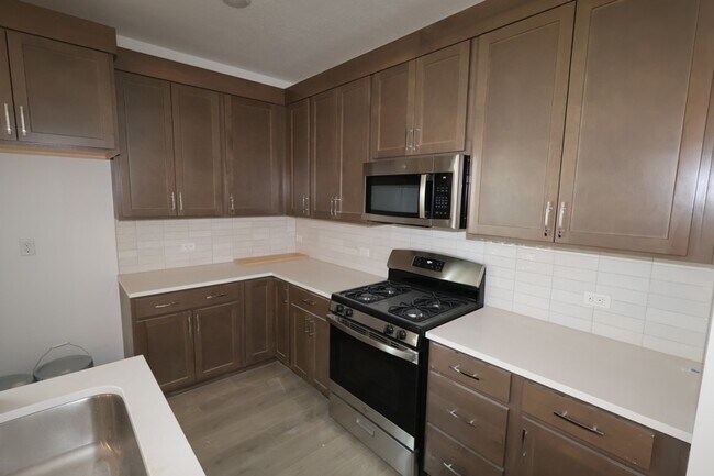 10078 Loblobby Ln, Highland, UT 84003 - photo 6