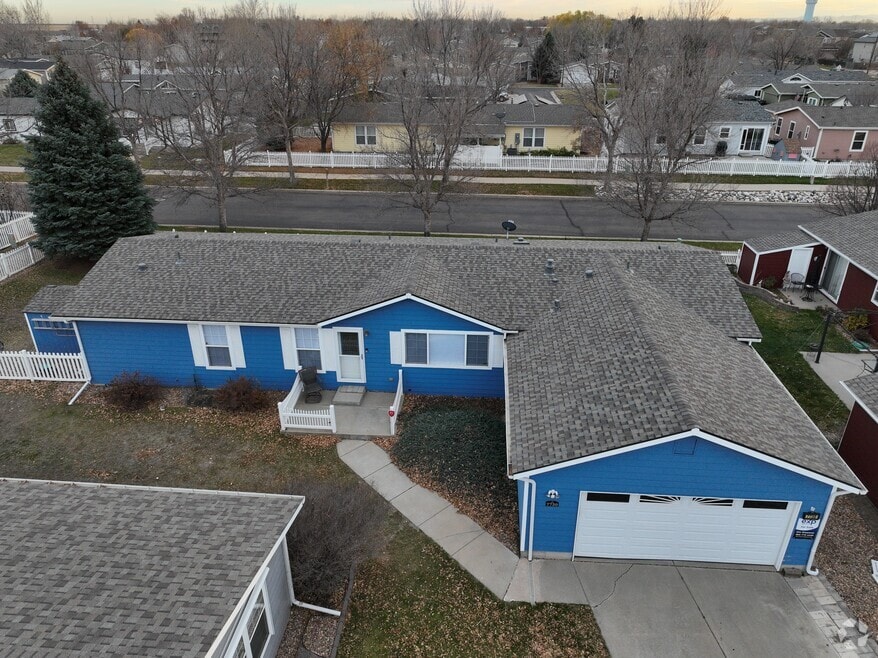 7730 Hummingbird Green unit 84, Frederick, CO 80530 - photo 2