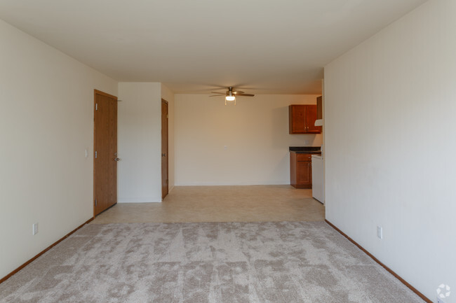 Newly Remodeled 2-Bedroom Living Room/Dining Room 2018