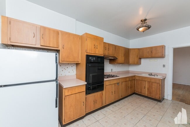 2253 W Argyle St unit 2257-3, Chicago, IL 60625 - photo 7