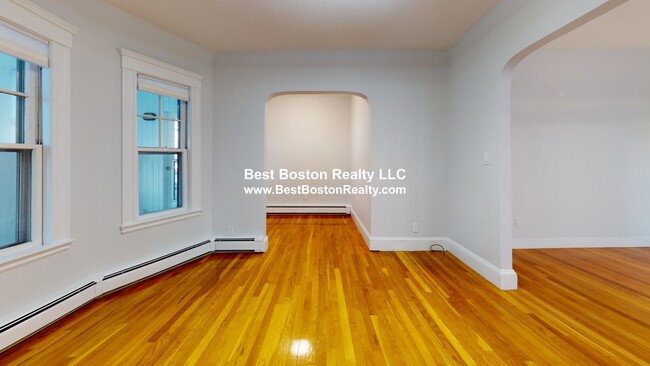 14 Wellesley St unit 1, Medford, MA 02155 - photo 4