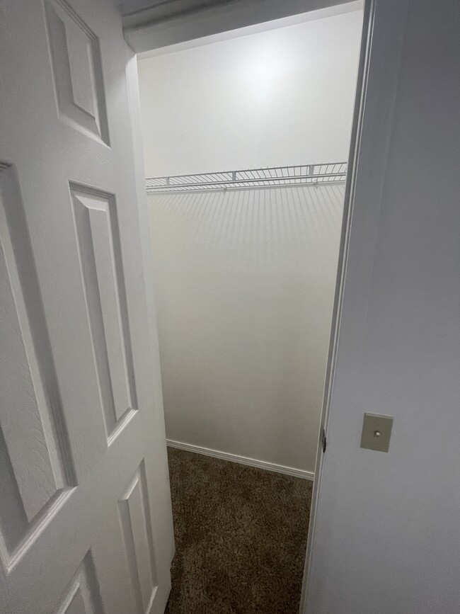 317 S Market St, Nixa, MO 65714 - photo 7