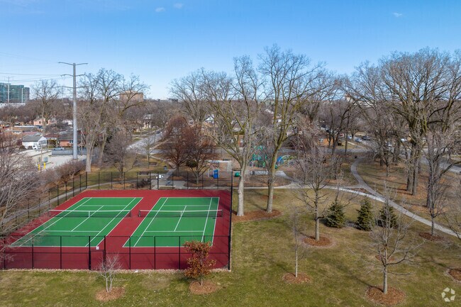 Emerson Park in Barcelona has tennis courts for match play.