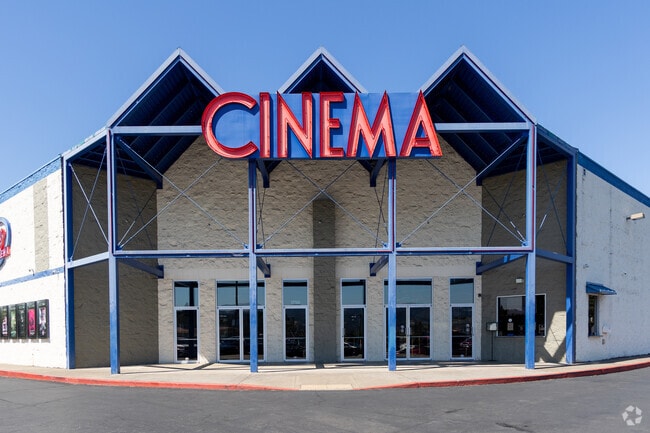 Roseburg Cinemas is a landmark in Hucrest.