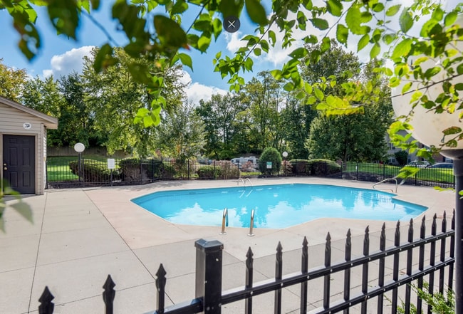 The Poste at Sinclair, Columbus, OH 43229 - photo 7