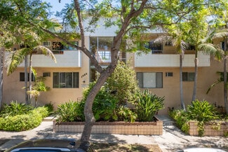 1030 N Harper Ave, West Hollywood, CA 90046