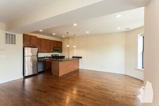 2831 N Albany Ave Unit 3, Chicago, IL 60618