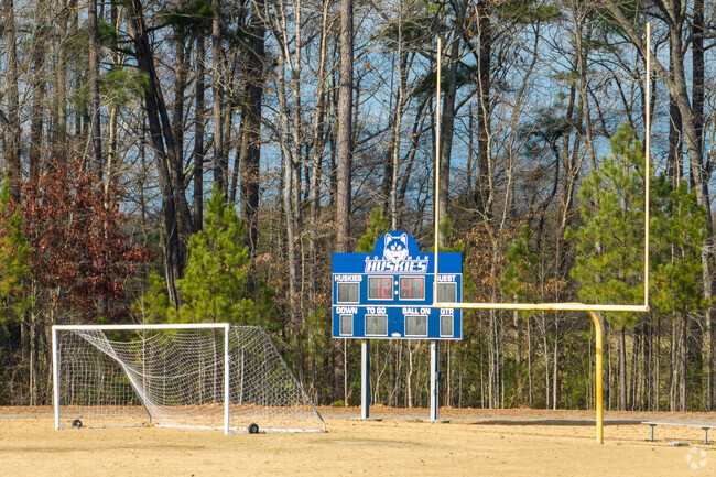 Holman Middle School hosts a variety of different sports.