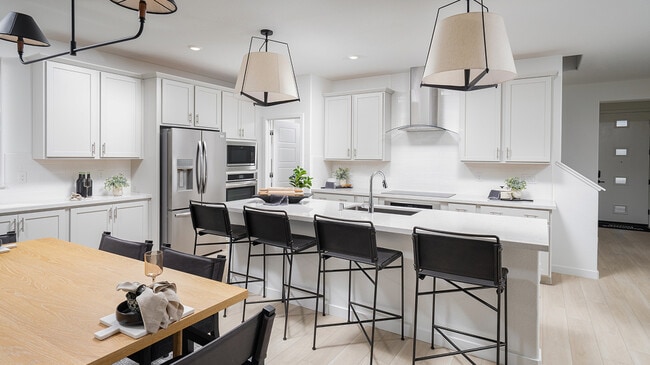 5466 Lopez Lake Way, Sacramento, CA 95835 - photo 2