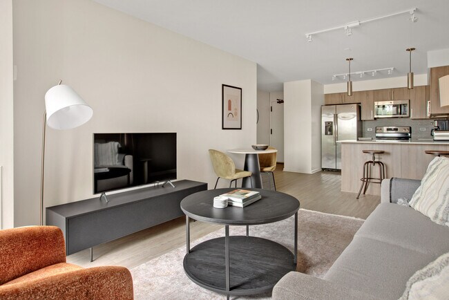 903 S Ashland Ave unit FL10-ID1385, Chicago, IL 60607 - photo 3