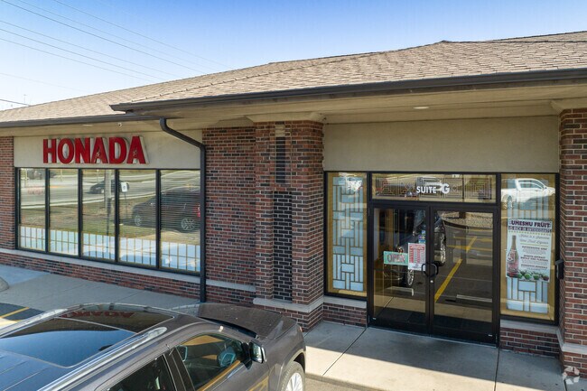 Prairie Lake residents can enjoy a lovely dinner at Honada.