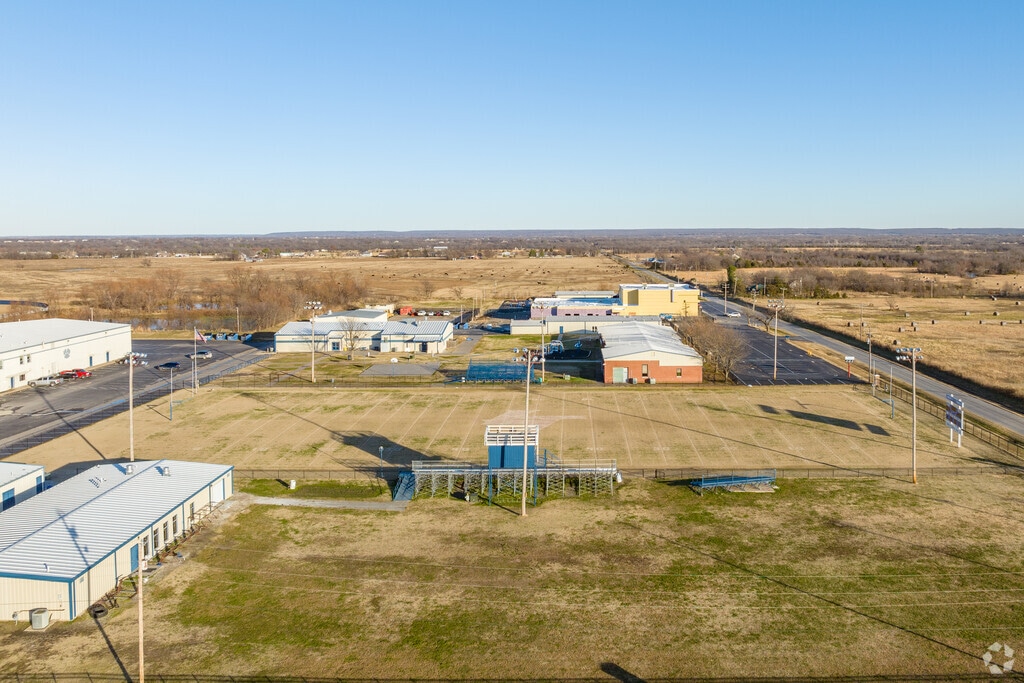 Liberty Middle School is located in OK.