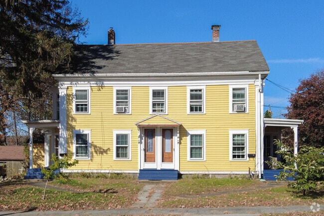 Colonials are throughout the Ware neighborhood.