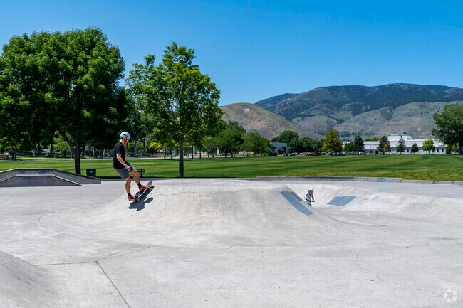 Mills Park has an immaculate skate park allowing families to learn to ride together in Carson City Center.