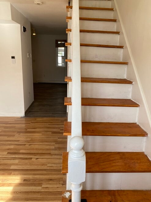 1st floor entry room